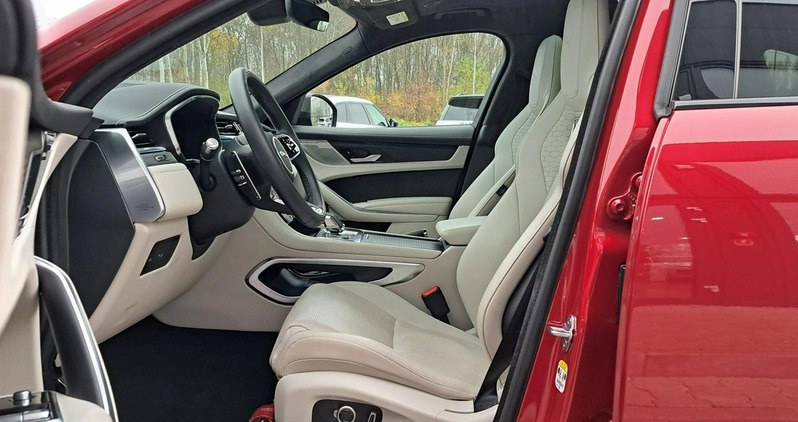 Jaguar F-Pace cena 329000 przebieg: 12000, rok produkcji 2022 z Supraśl małe 781
